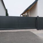 Portail autoportant tôle assemblage mécanique